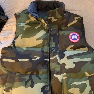 BRAND NEW! I got this for my birthday and will NEVER wear it in Arizona!